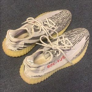 Yeezy Boost 350 V2 Zebras